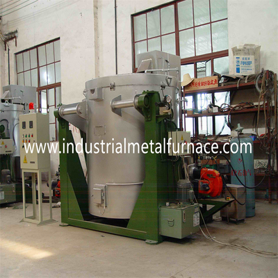 Nghiêng 400kg / H Lò nung chảy nhôm công nghiệp nung chảy dầu cho phế liệu kim loại
