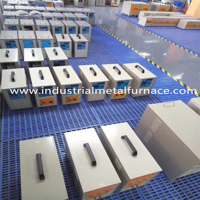 70KW Tần số trung bình Nhôm vàng Lò nung chảy đồng điện cảm ứng